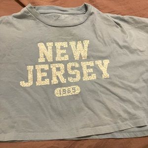 Cotton On croppes top! fits a S/M!